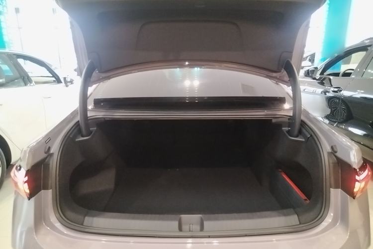 Used Volkswagen Passat 2025 Pro 380TSI Dragon Supreme Edition