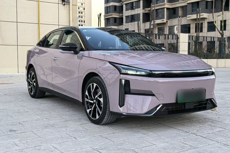 Used Geely Galaxy L6 2024 125km Creative Edition
