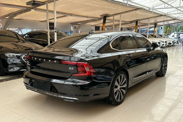 Used Volvo S90 2024 B5 Zhiyuan Luxury Edition
