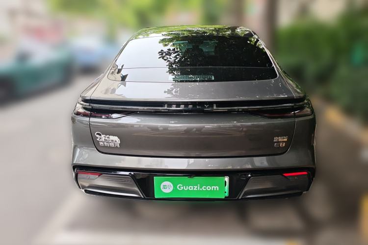 Used Geely Galaxy E8 2024 665 km Range Rear-Drive Starship Long-Range Version Rear