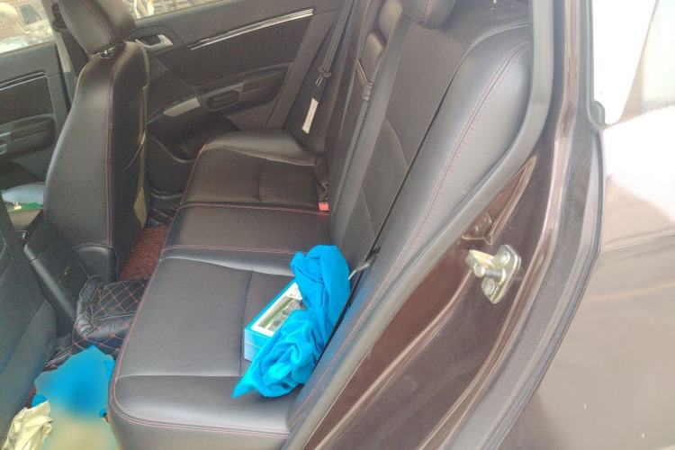 Used Geely Auto Classic Emgrand 2013 Hatchback 1.5L Manual Elite Model