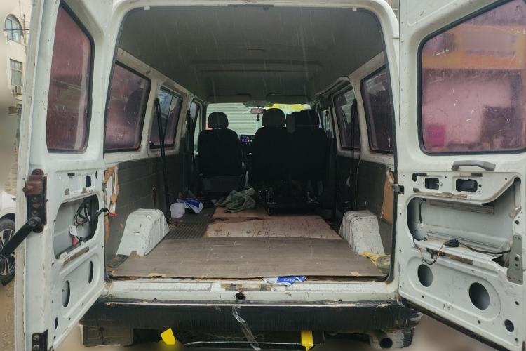 Used Ford Classic Transit 2016 2.8T Diesel Short-Wheelbase 6-Seater Mid-Roof Multifunction Vehicle JX493ZLQ4