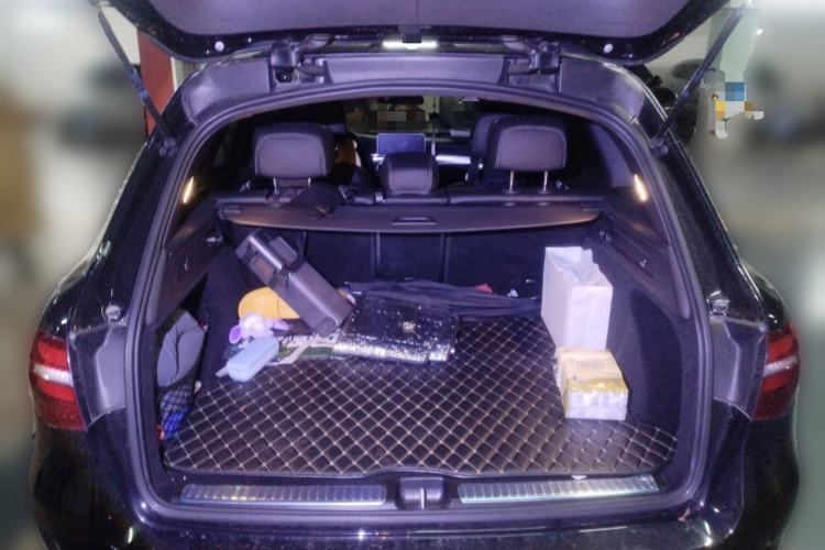 Used Mercedes-Benz GLC 2017 GLC 300 4MATIC Sport Edition Trunk