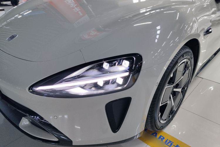 Used Xiaomi Auto SU7 2024 Rear-Drive Long-Range Intelligent Driving Version

