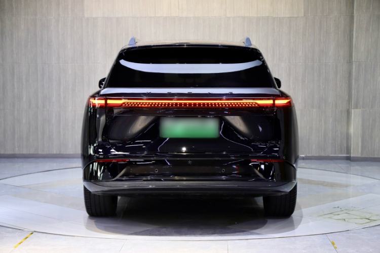 Used XPeng G9 2025 725 with Ultra-Long Range Max
