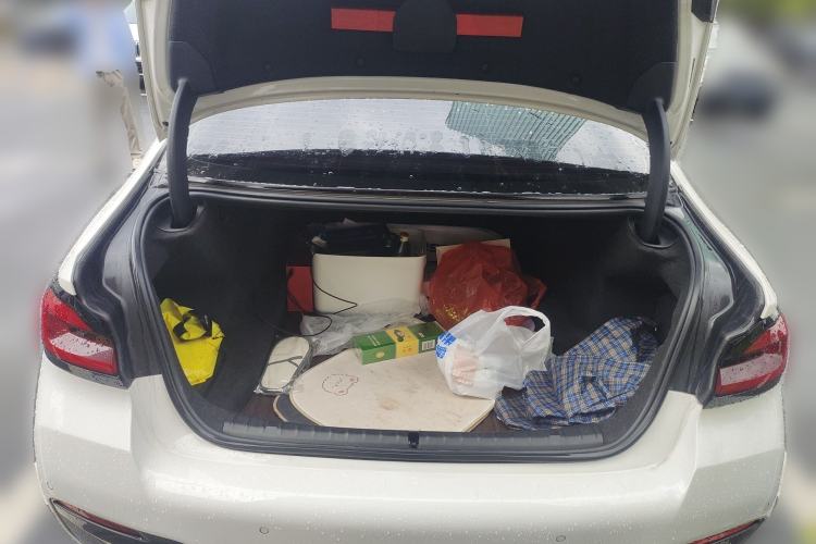 Used BMW 5 Series 2021 530Li Luxury Edition M Sport Package Trunk