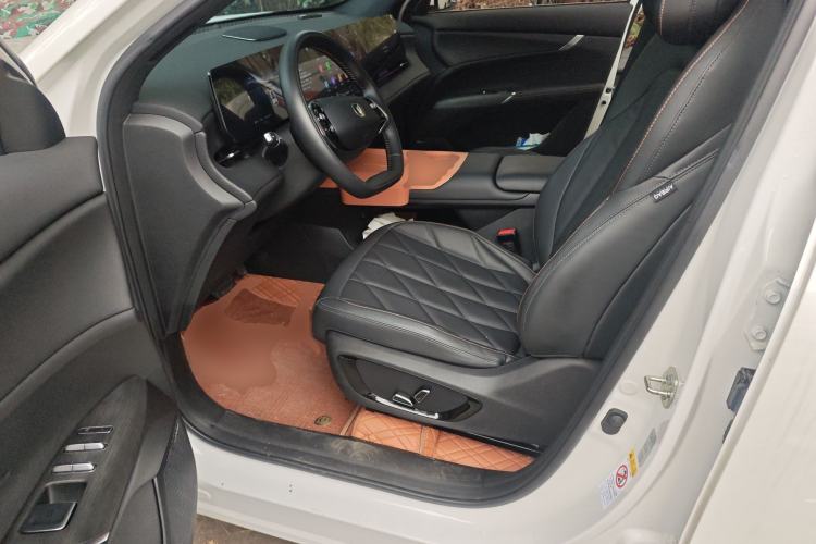 Used CHANGAN CS75 PLUS 2025 4th Generation 1.5T New Blue Whale Smart Flagship Version