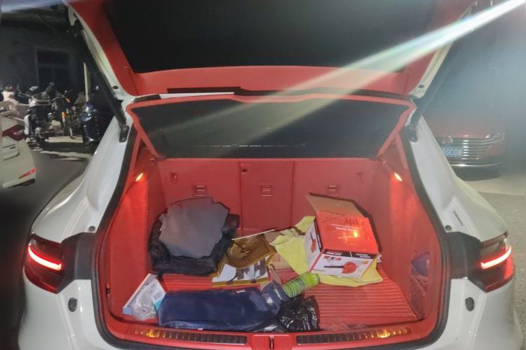 Used Porsche Macan 2017 Macan 2.0T Trunk