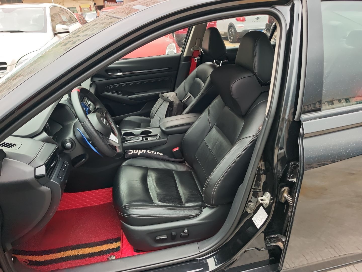 Interior delantero