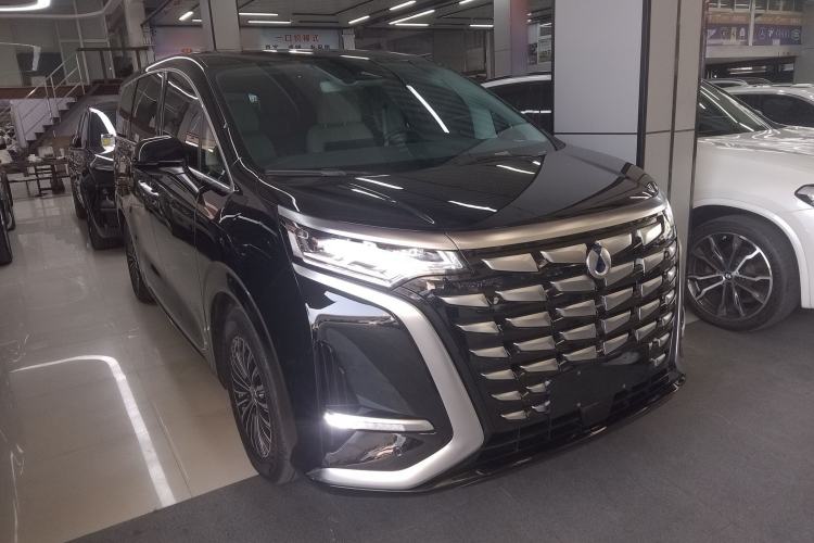 Used Denza D9 2023 DM-i 945 Business Edition
