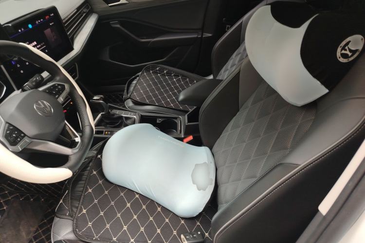 Used Volkswagen Sagitar 2023 300TSI DSG Excellence Edition Left Front Seat