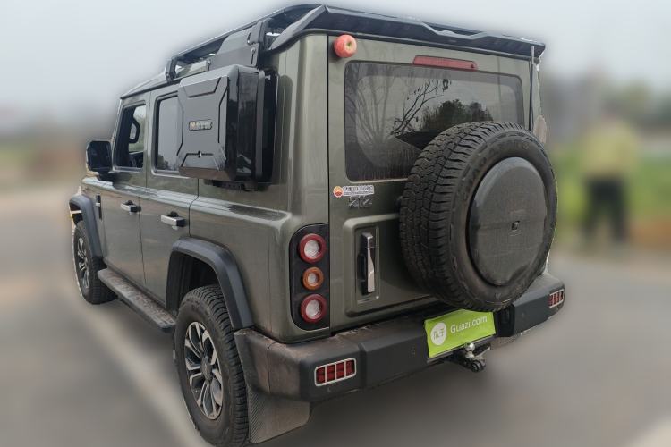 Used 212 T01 2024 2.0T Explorer
