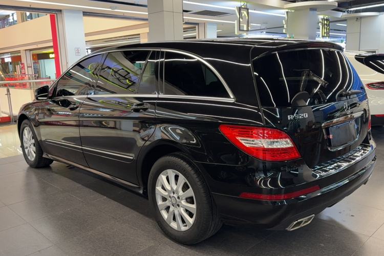 Used Mercedes-Benz R-Class 2017 R 320 4MATIC Business Edition Prestige Model