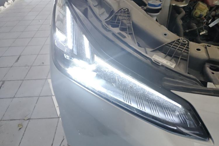 Used Hyptec GT 2023 560 Rear-Drive Seven-Wing Edition Right Front Headlight