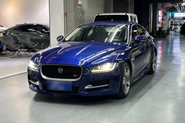 Used Jaguar XE 2015 2.0T 240 PS R-Sport