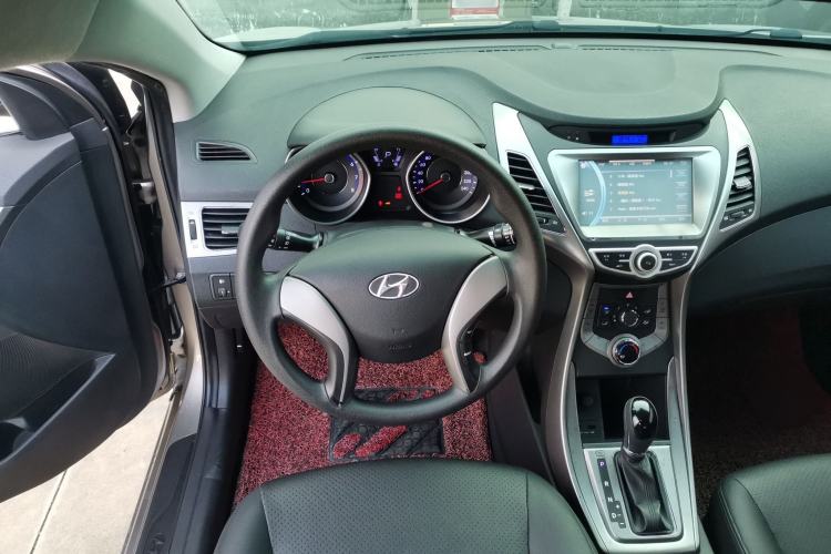 Used Hyundai Elantra (5th Generation / Langdong) 2012 1.6L Automatic Fashion Edition