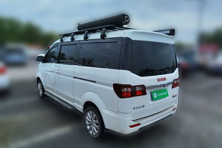 Used Jinbei Gold Hiace M Classic 2022 1.5L Travel Lion Passenger Van 6 Seats