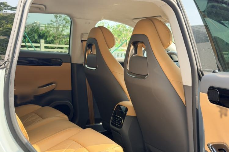 Used Leapmotor C01 2024 Range-Extended 316 Deluxe Edition