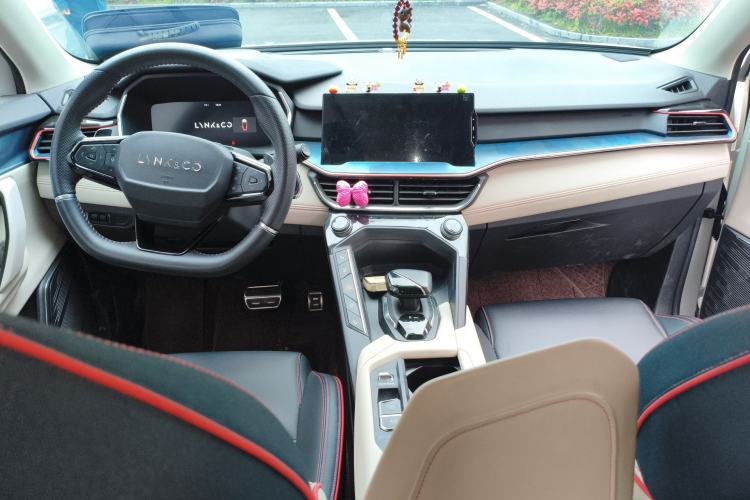 Used Lynk & Co 06 2020 1.5T YAO Halo Center Console