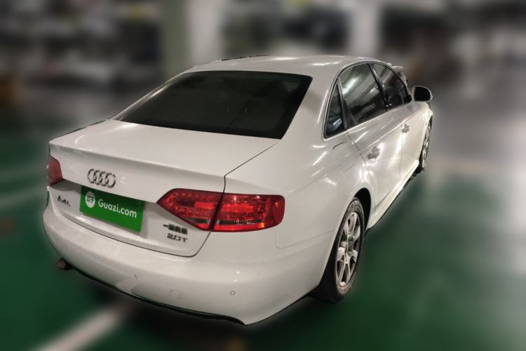 Used Audi A4L 2011 2.0 TFSI Comfort Model