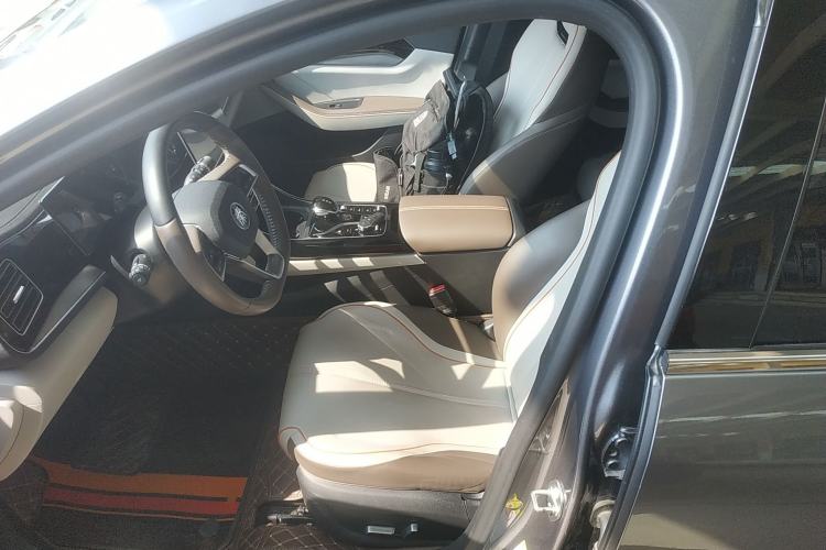 Used BYD Qin PLUS 2023 Champion Edition DM-i 55KM Superior Model