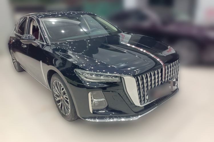 Used Hongqi H5 2025 2.0T Automatic Flag Edition – 500 000 Units Commemorative Version Front Right 45 Deg
