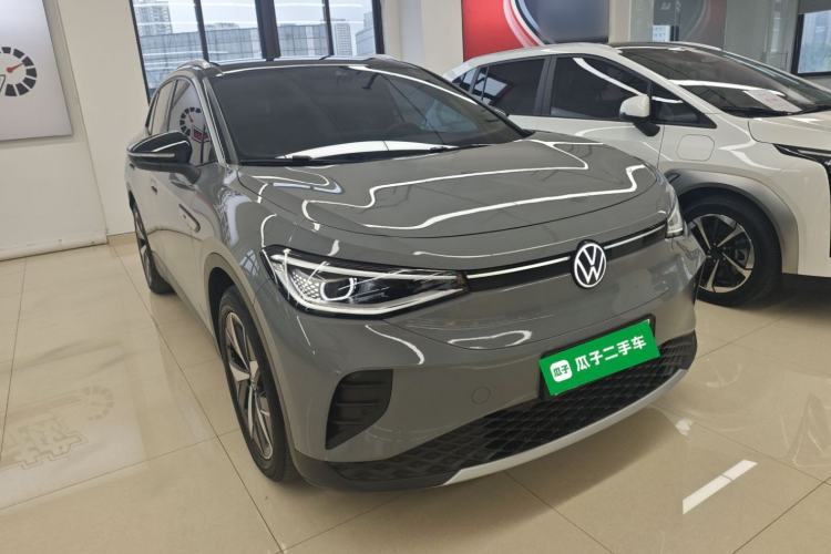 Used Volkswagen ID.4 CROZZ 2021 Long-Range Lite PRO Two-Wheel Drive Version Front Right 45 Deg