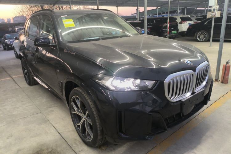 Used BMW X5 2025 Model, xDrive 30Li Prestige M Sport Night Package
