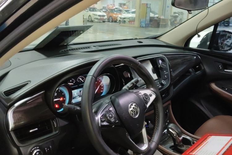 Used Buick Envision 2016 20T Two-Wheel-Drive Elite Model Center Console