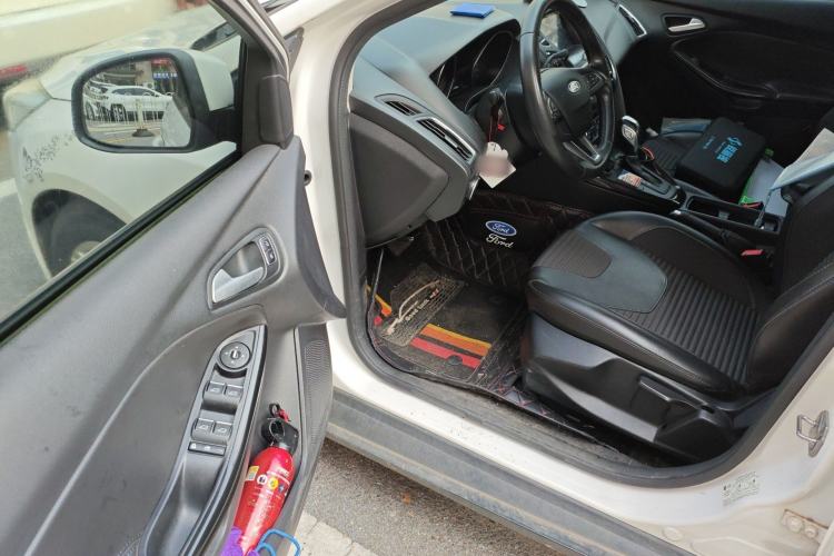 Used Ford Focus 2017 Sedan 1.6L Automatic Fashion Edition Smart Drive Version