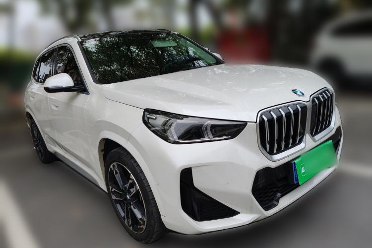 Used BMW X1 2023 sDrive25Li M Sport Package Front Right 45 Deg