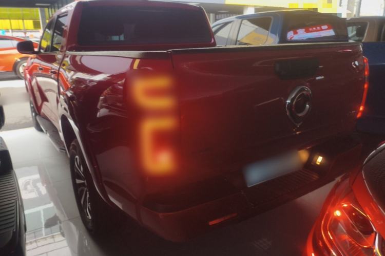 Used Great Wall Poer 2024 2.4T Passenger Version Automatic Diesel 4x4 Comfort Trim
