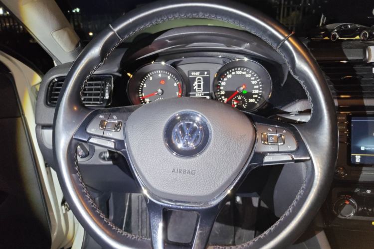 Used Volkswagen Sagitar 2018 280TSI DSG Ignite Edition Steering Wheel