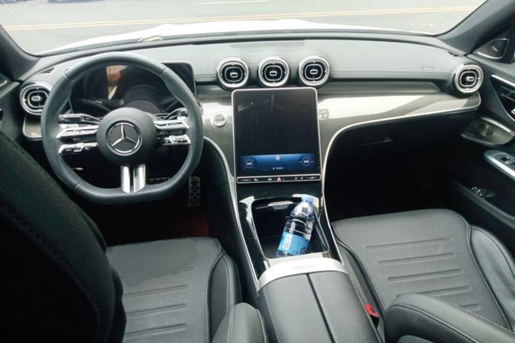 Used Mercedes-Benz C-Class 2023 Second Facelift C 260 L Starry Night Sports Edition Center Console