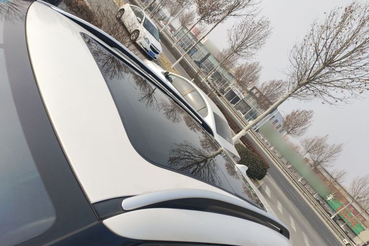 Used Zotye T700 2017 1.8T Dual-Clutch Luxury Model Roof