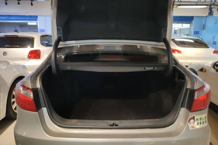 Used Changan Raeton 2013 1.8T Automatic Flagship Model China IV Standard
