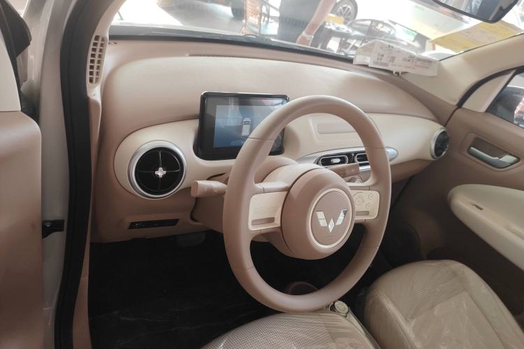 Used Wuling Hongguang MINIEV 2024 3rd Generation 215km Youth Edition