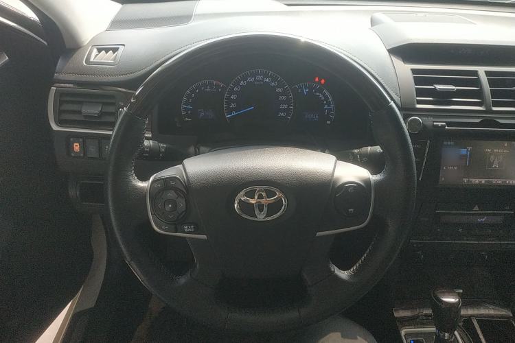 Used Toyota Camry 2016 2.0G 10th Anniversary Luxury Edition