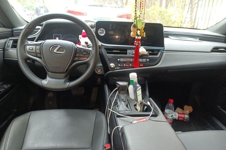 Used Lexus ES 2022 200 Excellence Edition