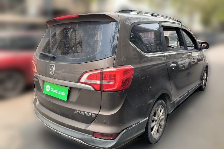 Used Baojun 730 2016 1.5L Manual Comfort Version 7 Seats China V Emission Standard Rear Right 45 Deg