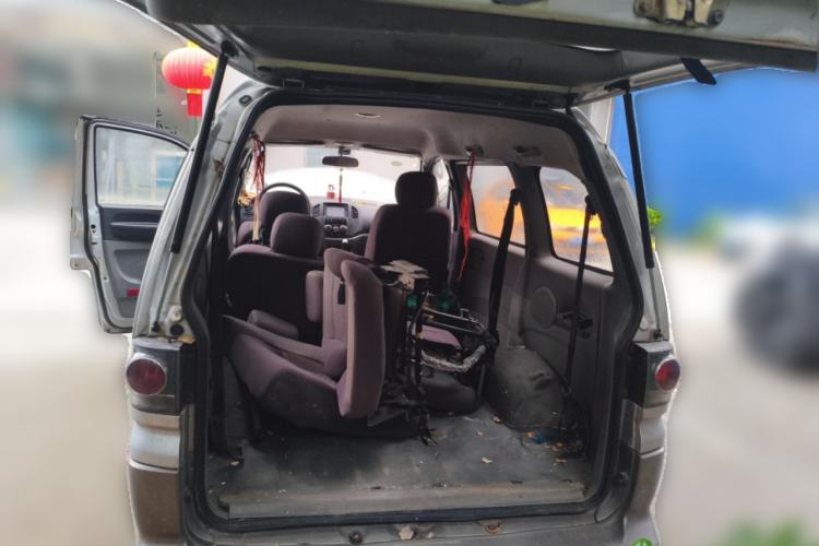 Used FORTHING Lingzhi 2013 M3 1.6L 7-Seater Comfort Model
