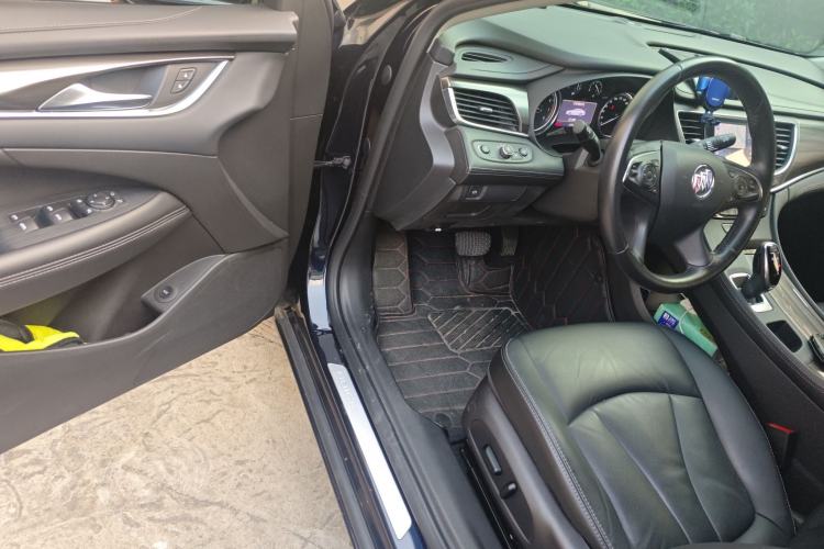 Used Buick LaCrosse 2022 652T Luxury Version Driver Seat