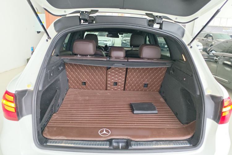 Used Mercedes-Benz GLC 2016 GLC 260 4MATIC Luxury Model