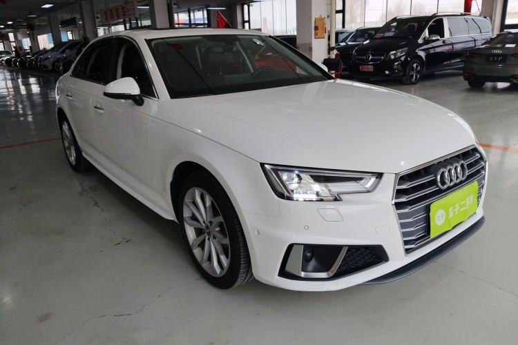 Used Audi A4L 2019 40 TFSI Fashion Edition China VI Emission Standard

