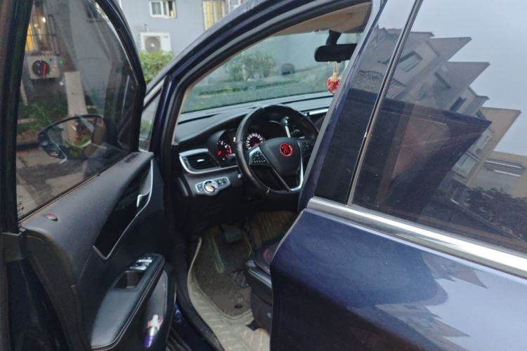 Used BYD Song MAX 2017 1.5T Automatic Smart Connect Elite 7-Seater Driver Seat