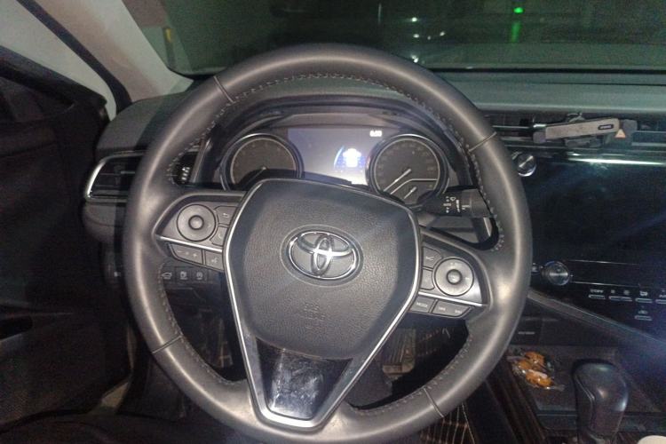 Used Toyota Camry 2019 Revised Version 2.0G Luxury Edition