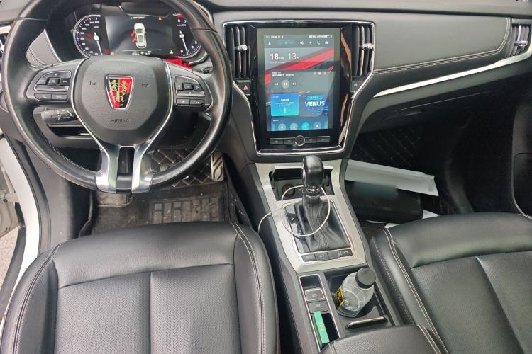 Used Roewe RX5 2018 30T Two-Wheel Drive Automatic Internet Smart Edition