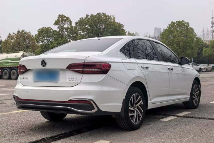 Used Volkswagen Lavida 2023 300TSI DSG Full-Comfort Edition Exterior 4