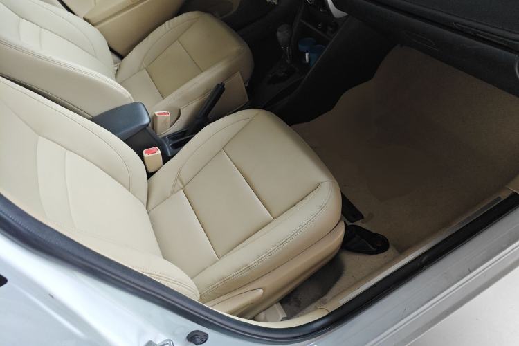 Used Toyota YARiS L Zhi Xuan 2016 Revised 1.5E CVT Charming Edition