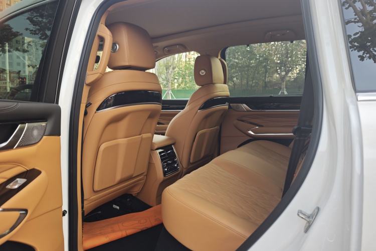 Used Tank 500 New Energy 2024 Hi4-T Interior 3